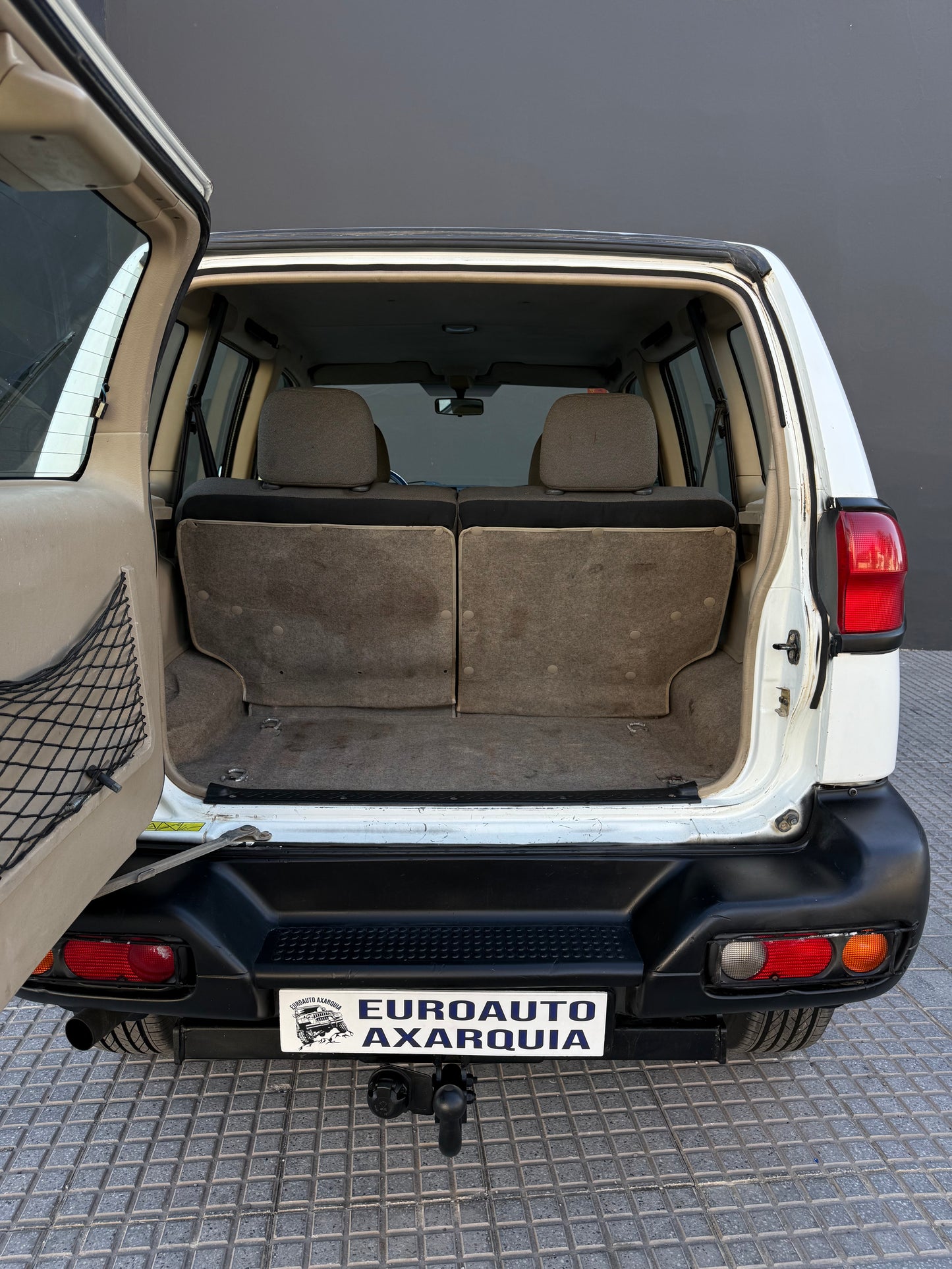 NISSAN TERRANO 2.7 TDI