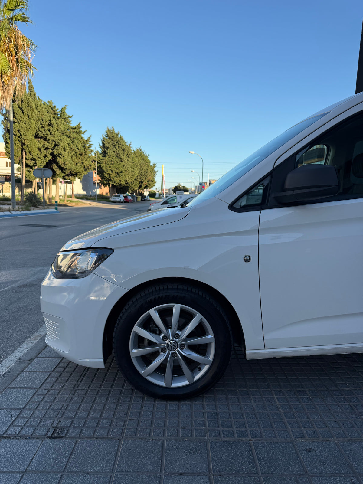 VOLKSWAGEN CADDY KOMBI