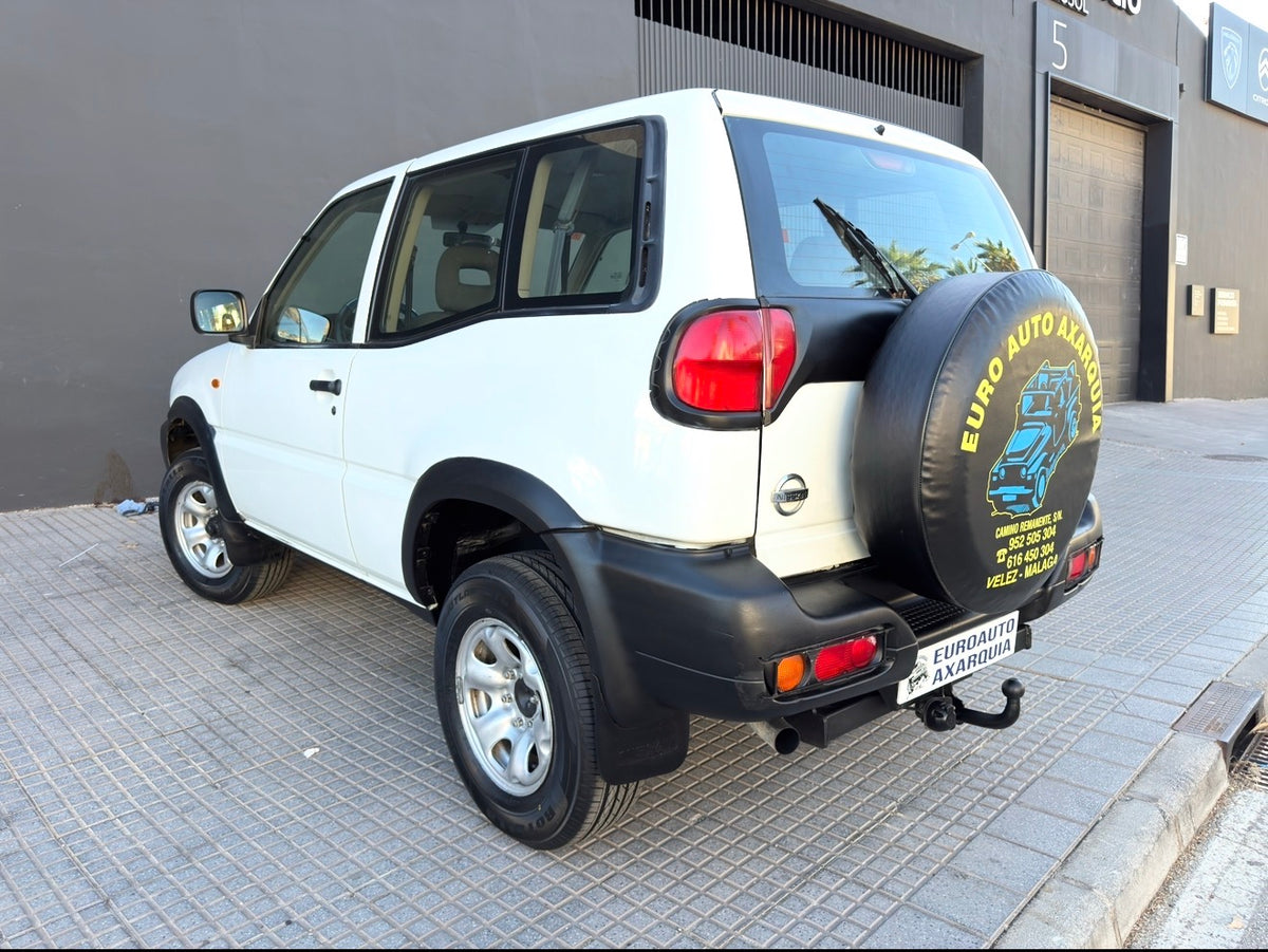 NISSAN TERRANO 2.7 TDI
