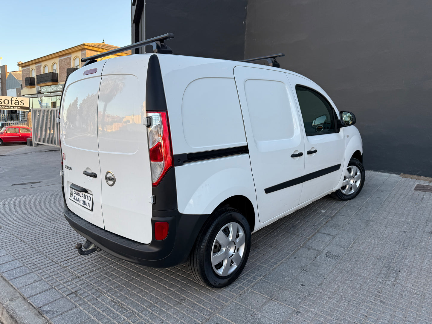NISSAN NV 250
