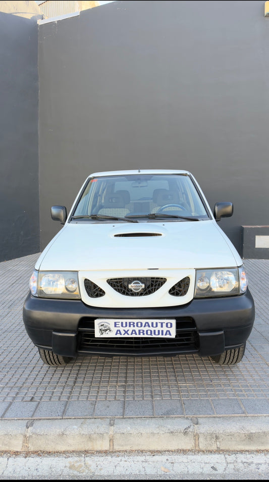 NISSAN TERRANO 2.7 TDI