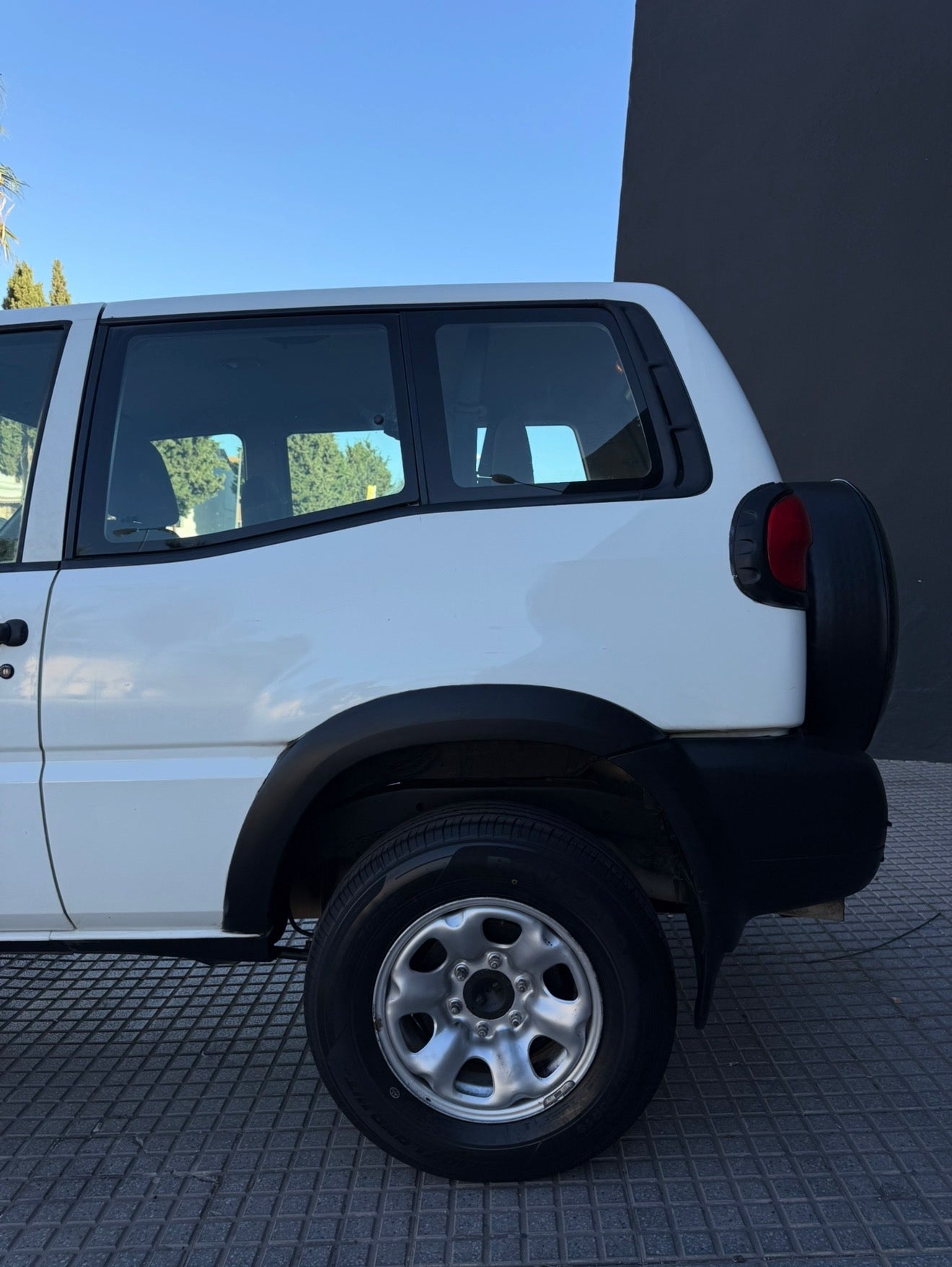 NISSAN TERRANO 2.7 TDI