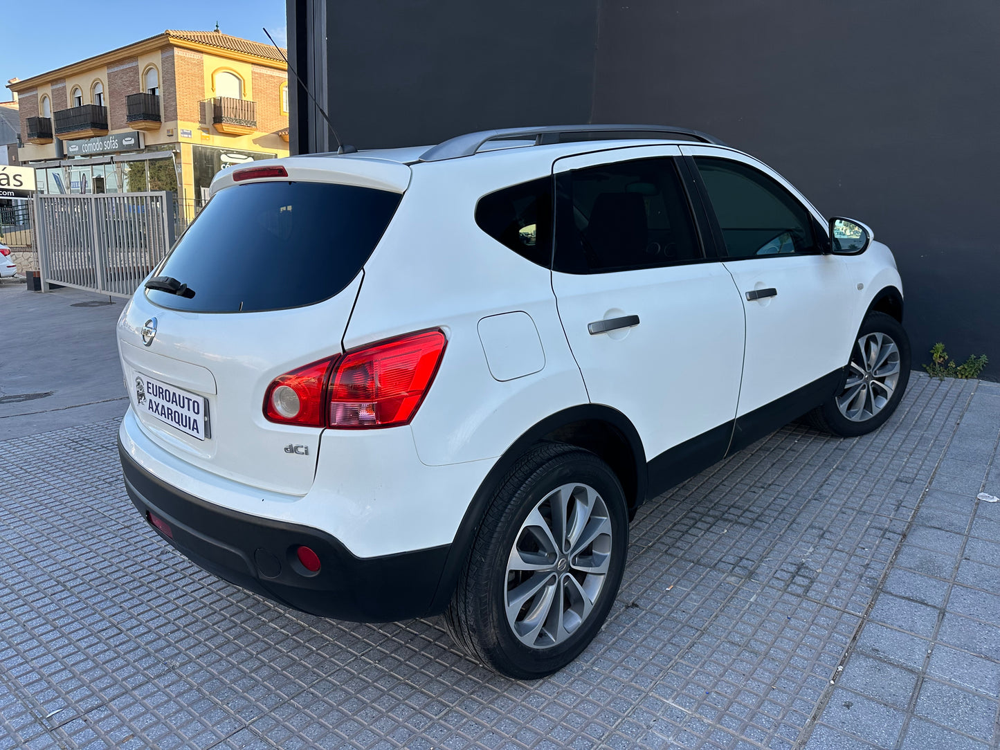 NISSAN QASHQAI