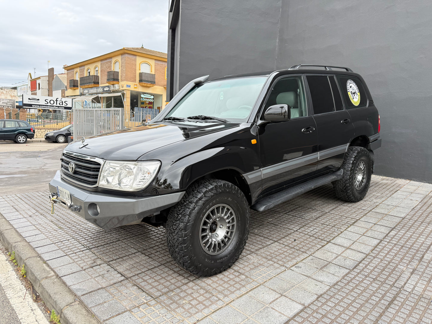 TOYOTA LAND CRUISER HDJ 100