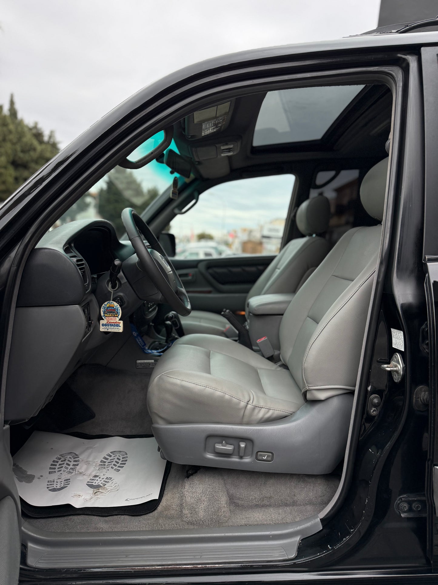 TOYOTA LAND CRUISER HDJ 100