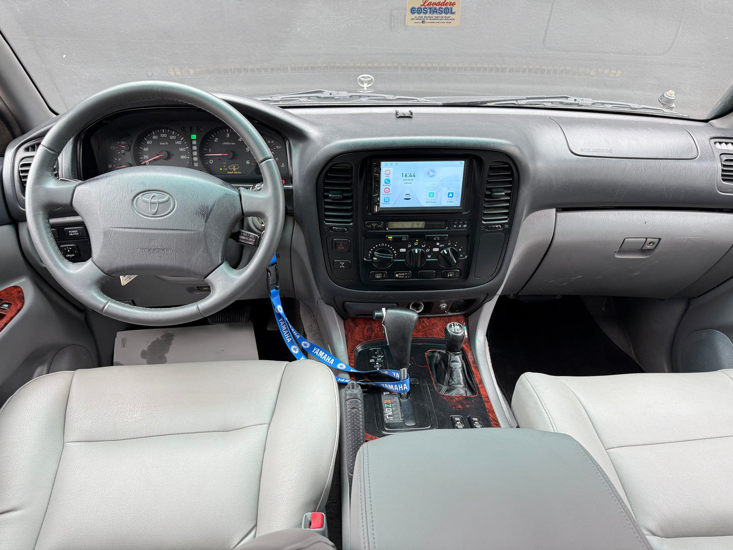 TOYOTA LAND CRUISER HDJ 100