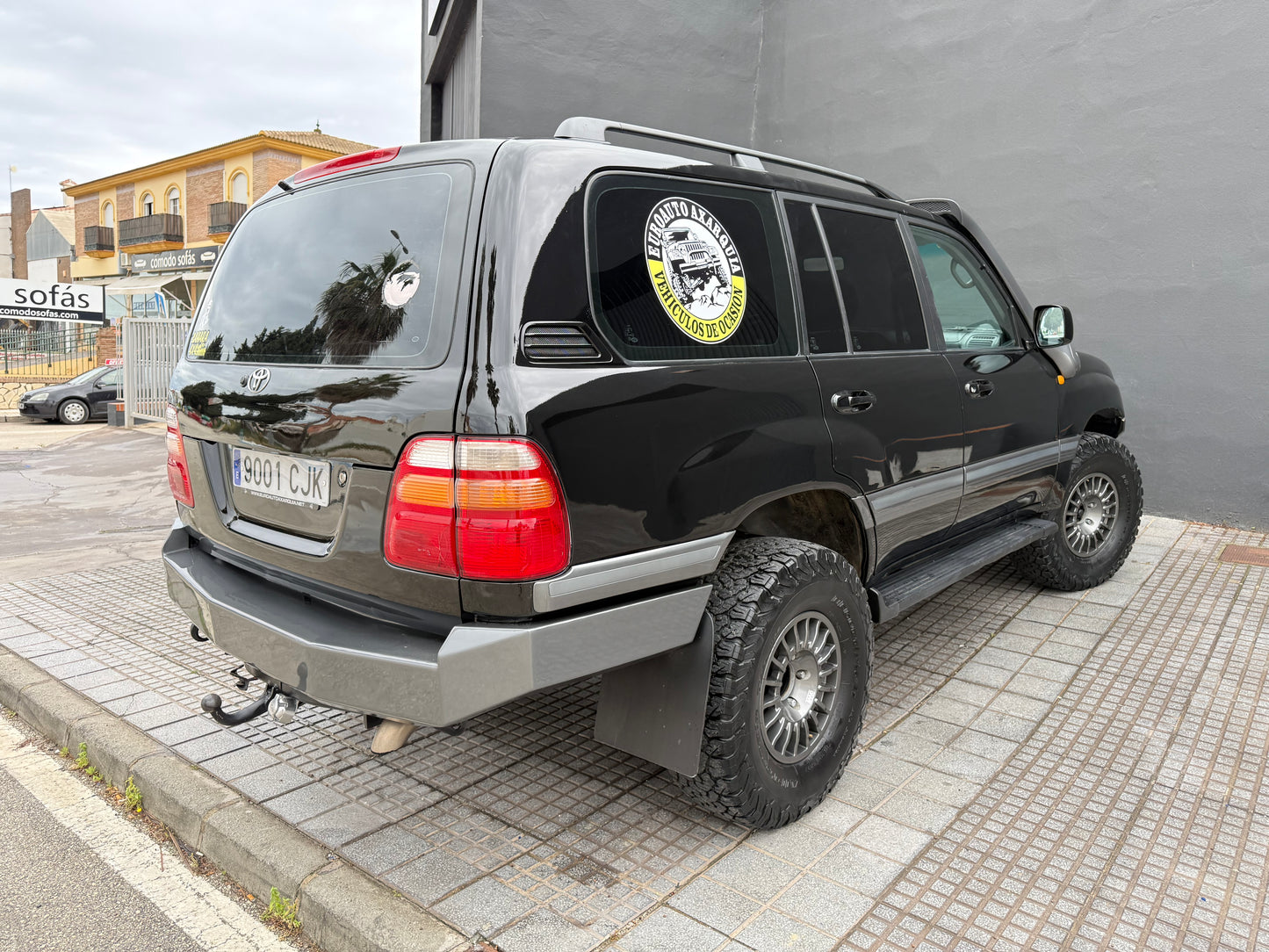 TOYOTA LAND CRUISER HDJ 100