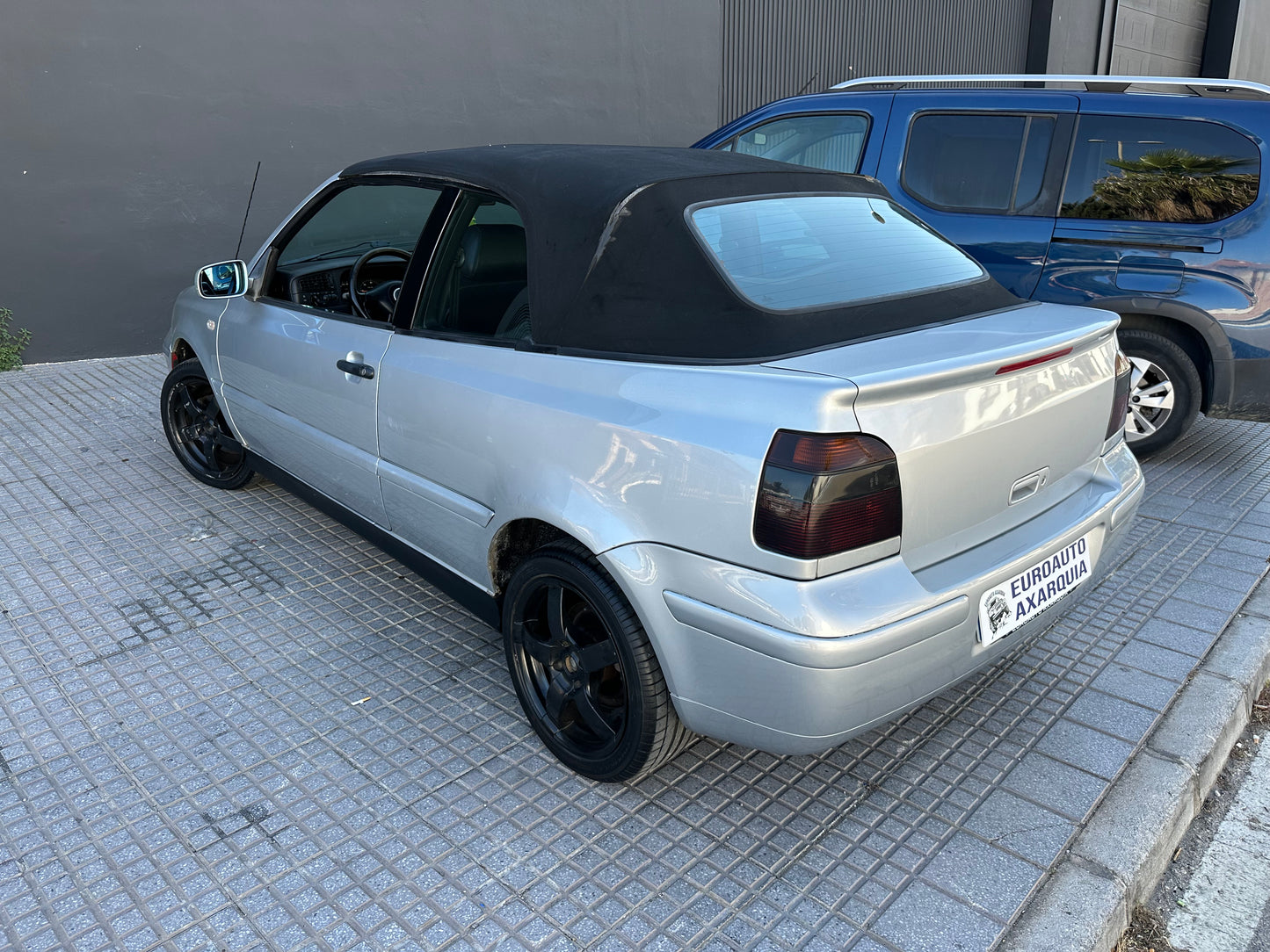 VOLKSWAGEN GOLF 4 CABRIO