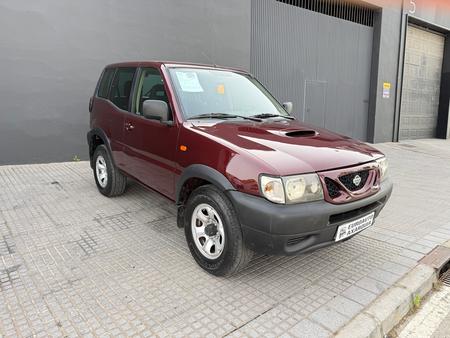 NISSAN TERRANO 2.7 TDI