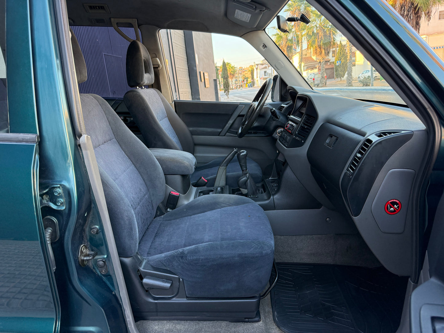 MITSUBISHI MONTERO DID