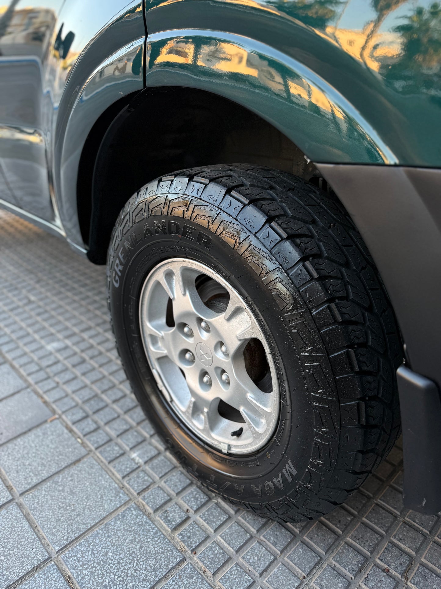 MITSUBISHI MONTERO DID