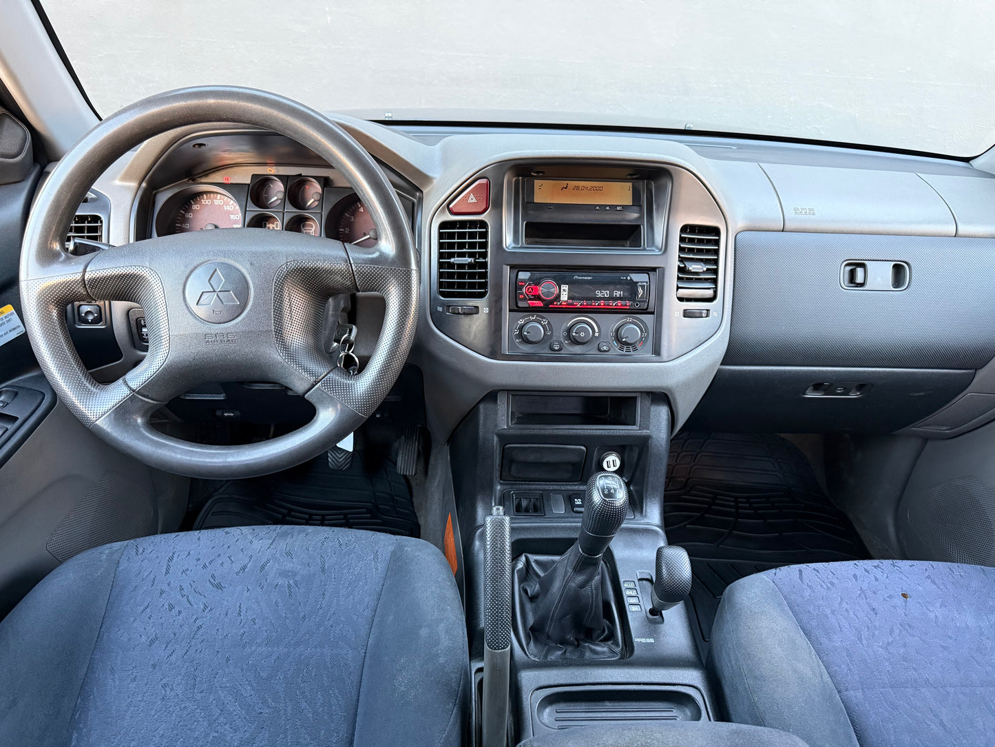 MITSUBISHI MONTERO DID