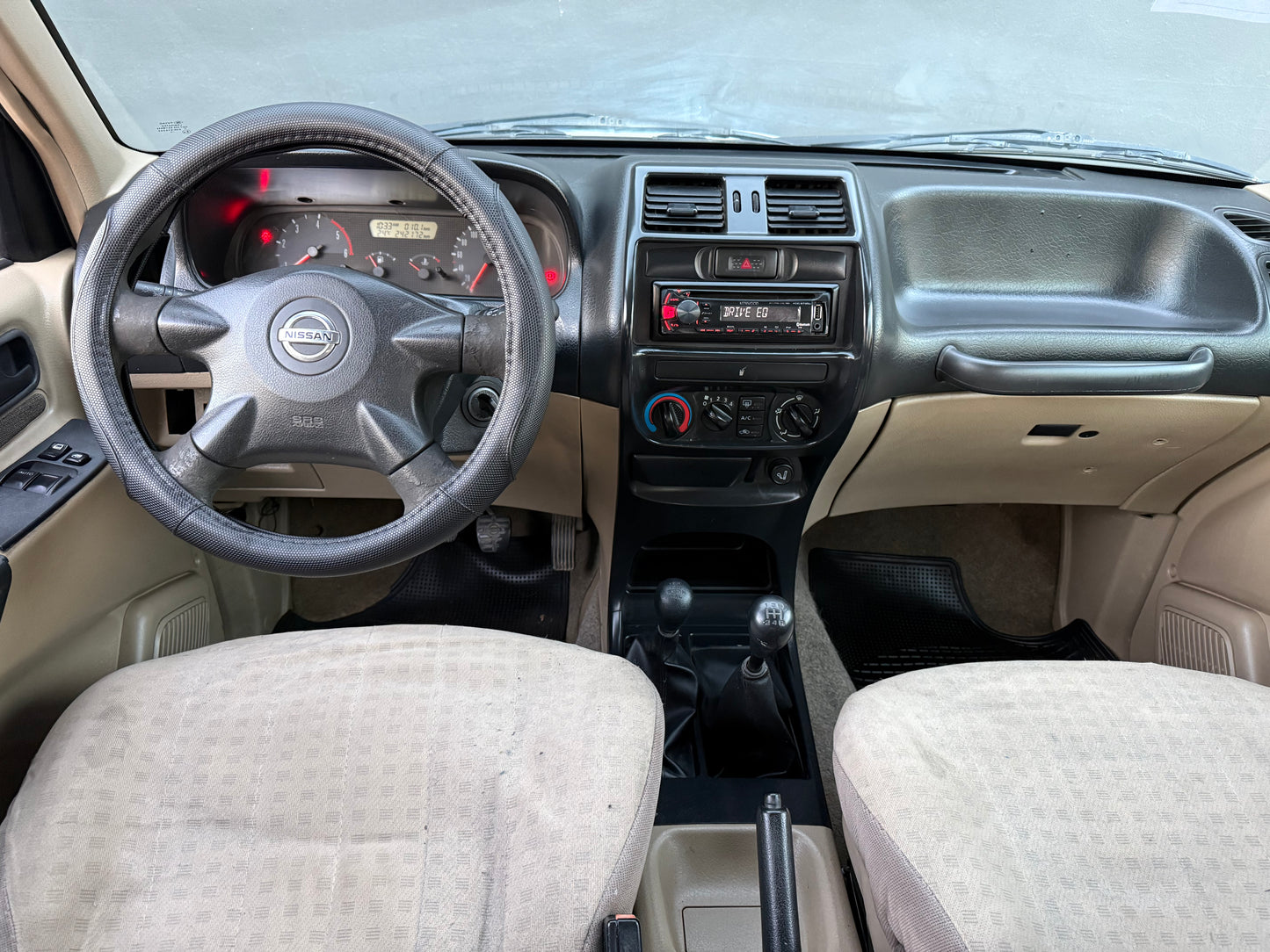 NISSAN TERRANO II