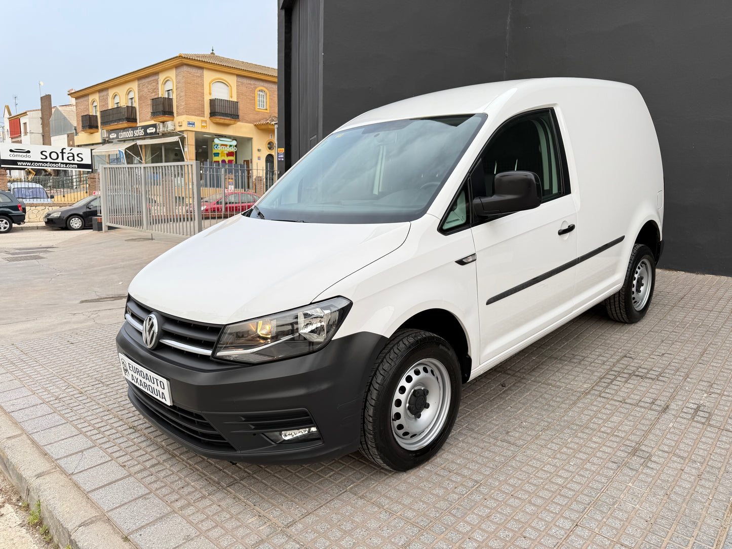 VOLKSWAGEN CADDY 4MOTION