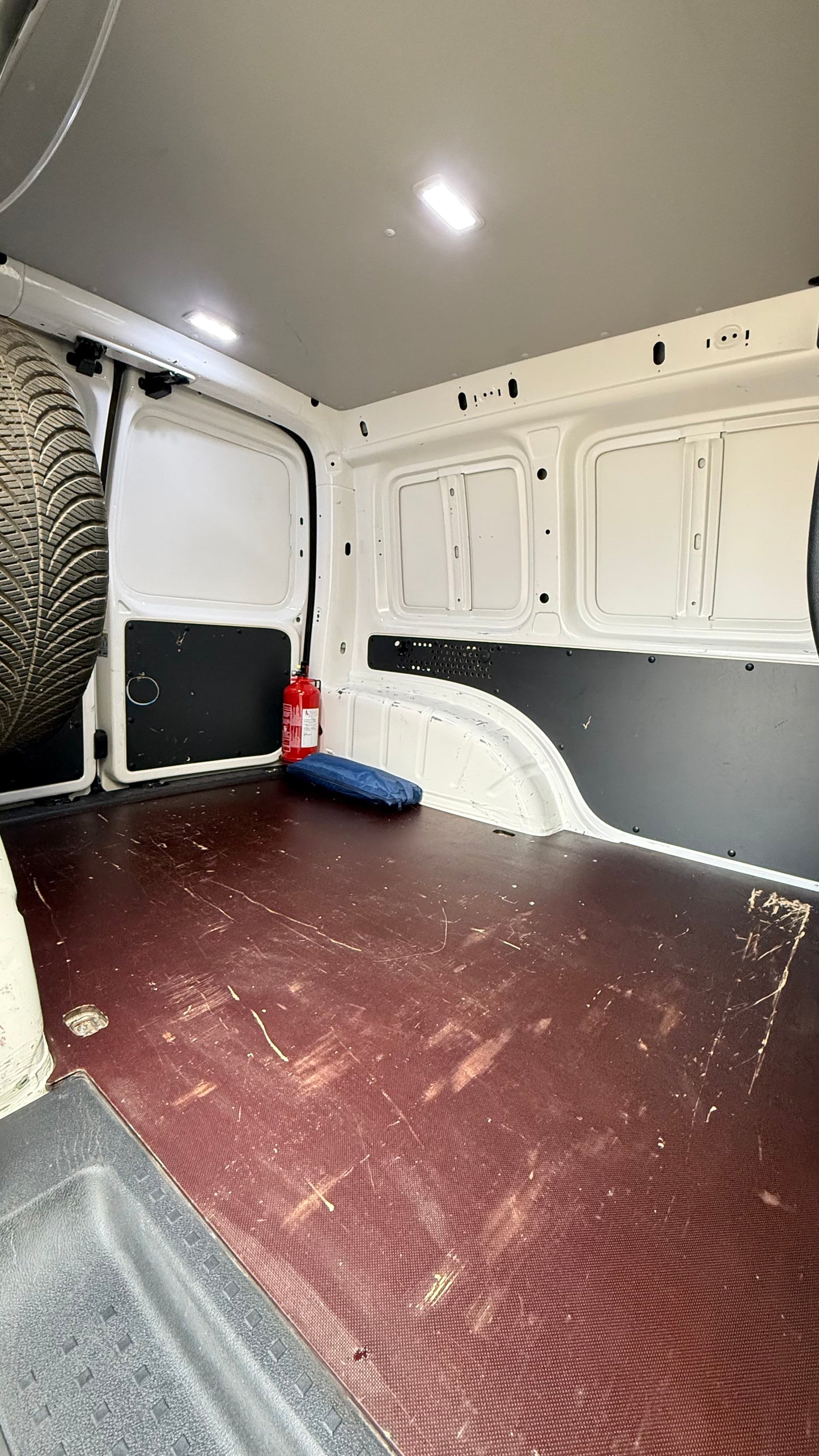 VOLKSWAGEN CADDY 4MOTION