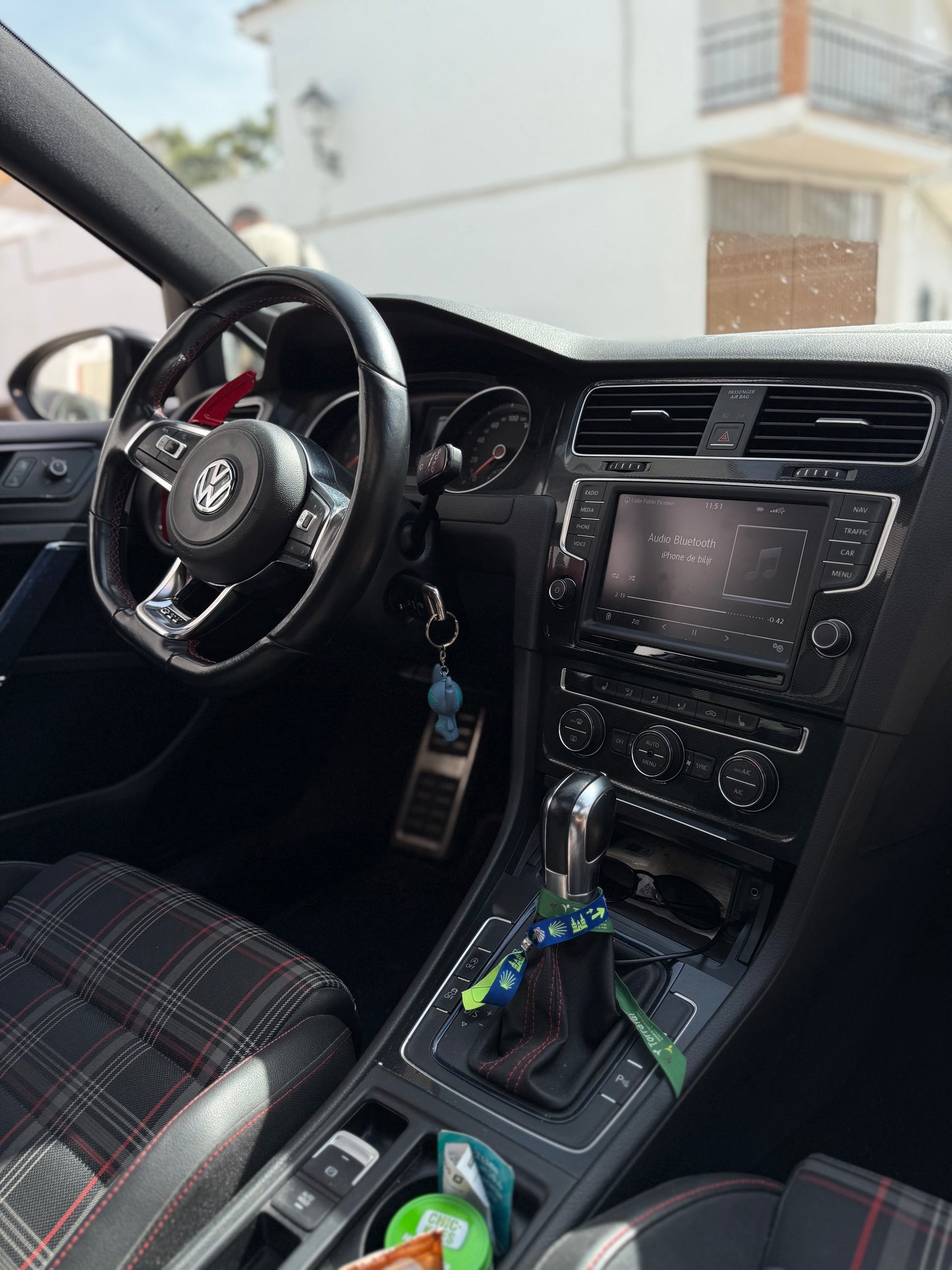 VOLKSWAGEN GOLF GTI PERFORMANCE