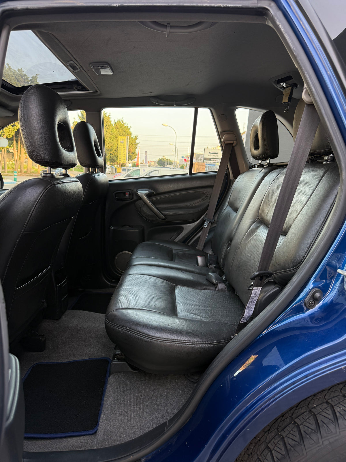 TOYOTA RAV-4 D4D