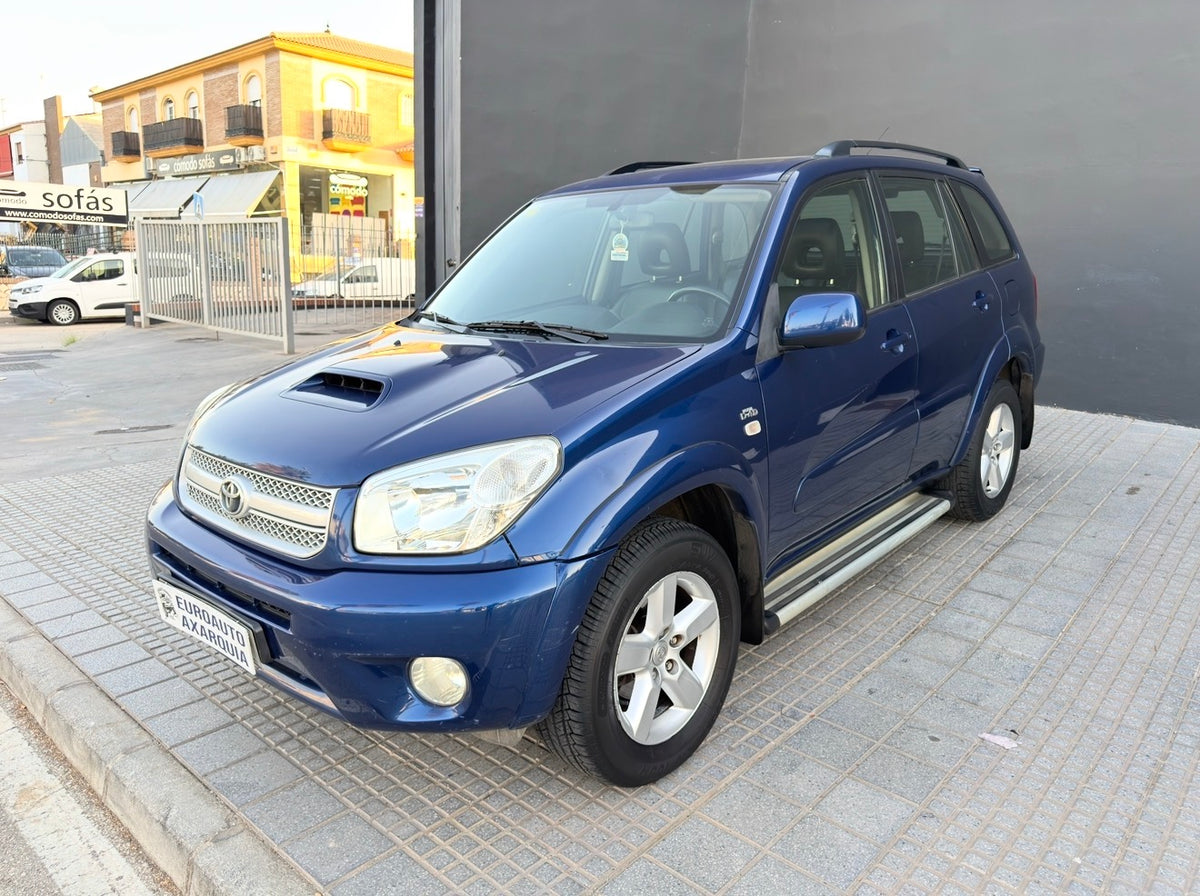 TOYOTA RAV-4 D4D