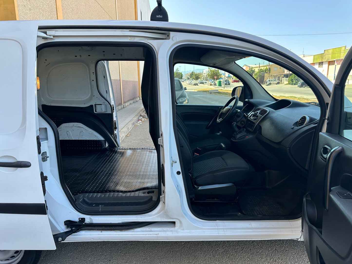 RENAULT - KANGOO FURGON PROFESIONAL 2014 DCI 75 GEN5