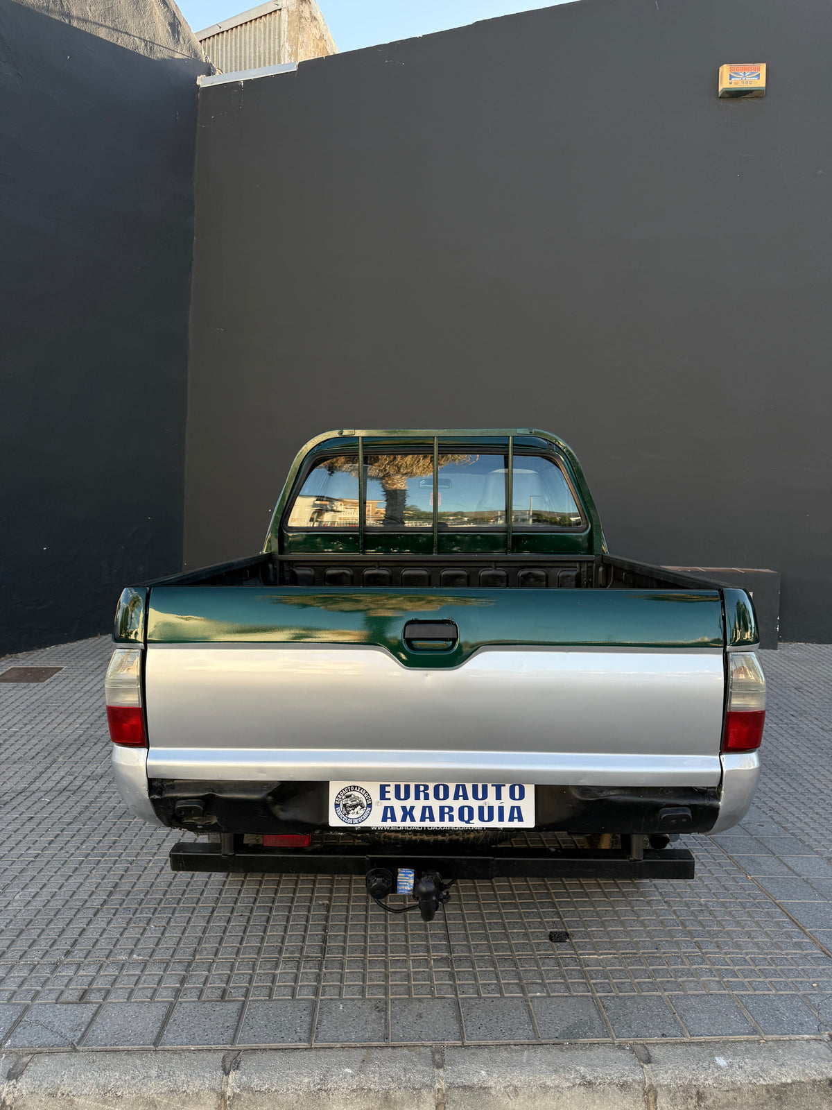 MITSUBISHI L200 PICK-UP