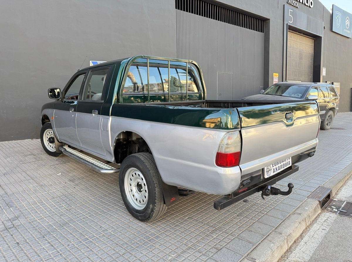 MITSUBISHI L200 PICK-UP
