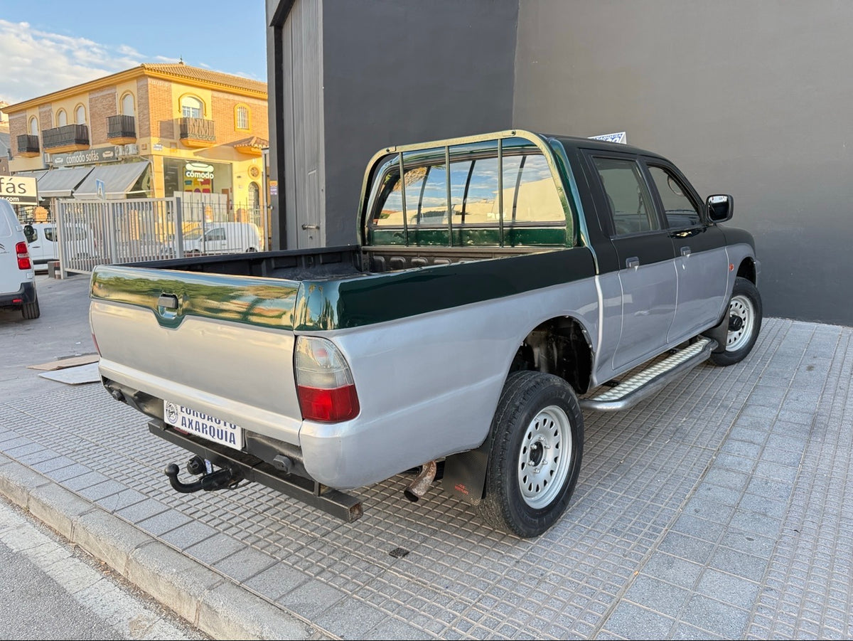 MITSUBISHI L200 PICK-UP