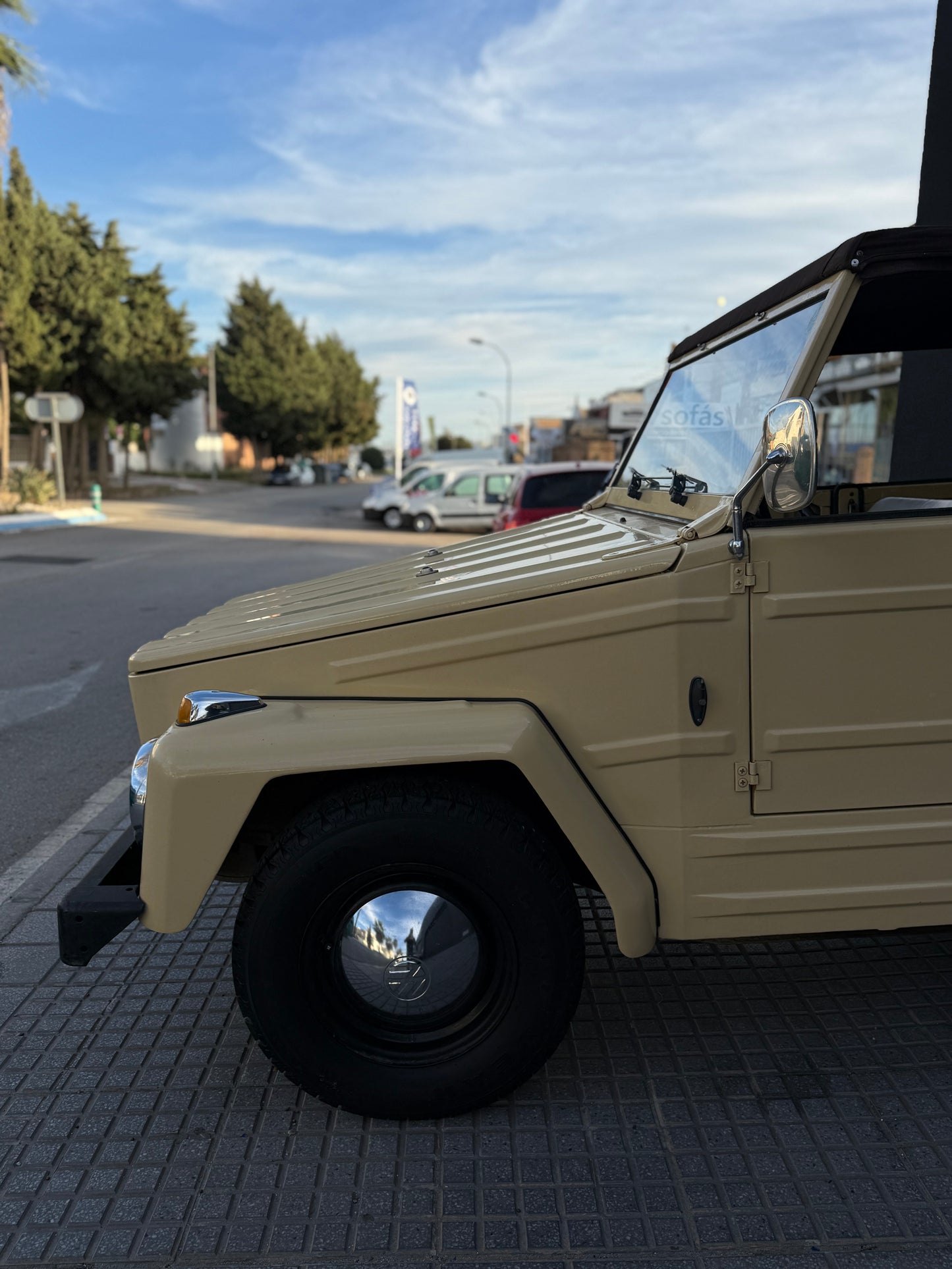 VOLKSWAGEN KUBELWAGEN