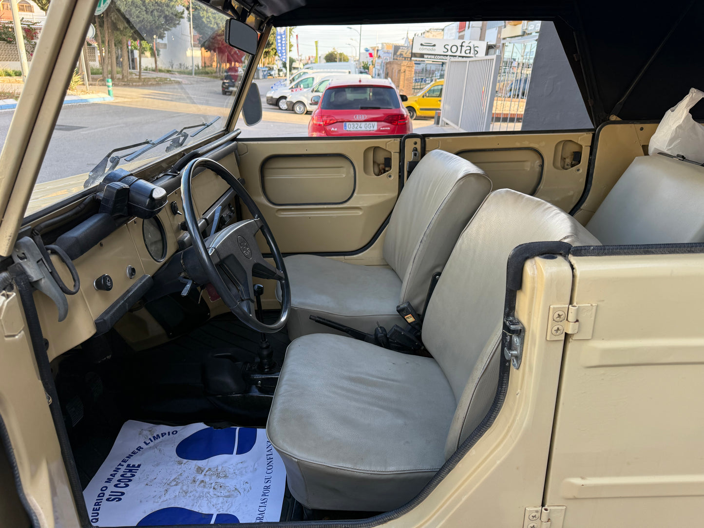 VOLKSWAGEN KUBELWAGEN