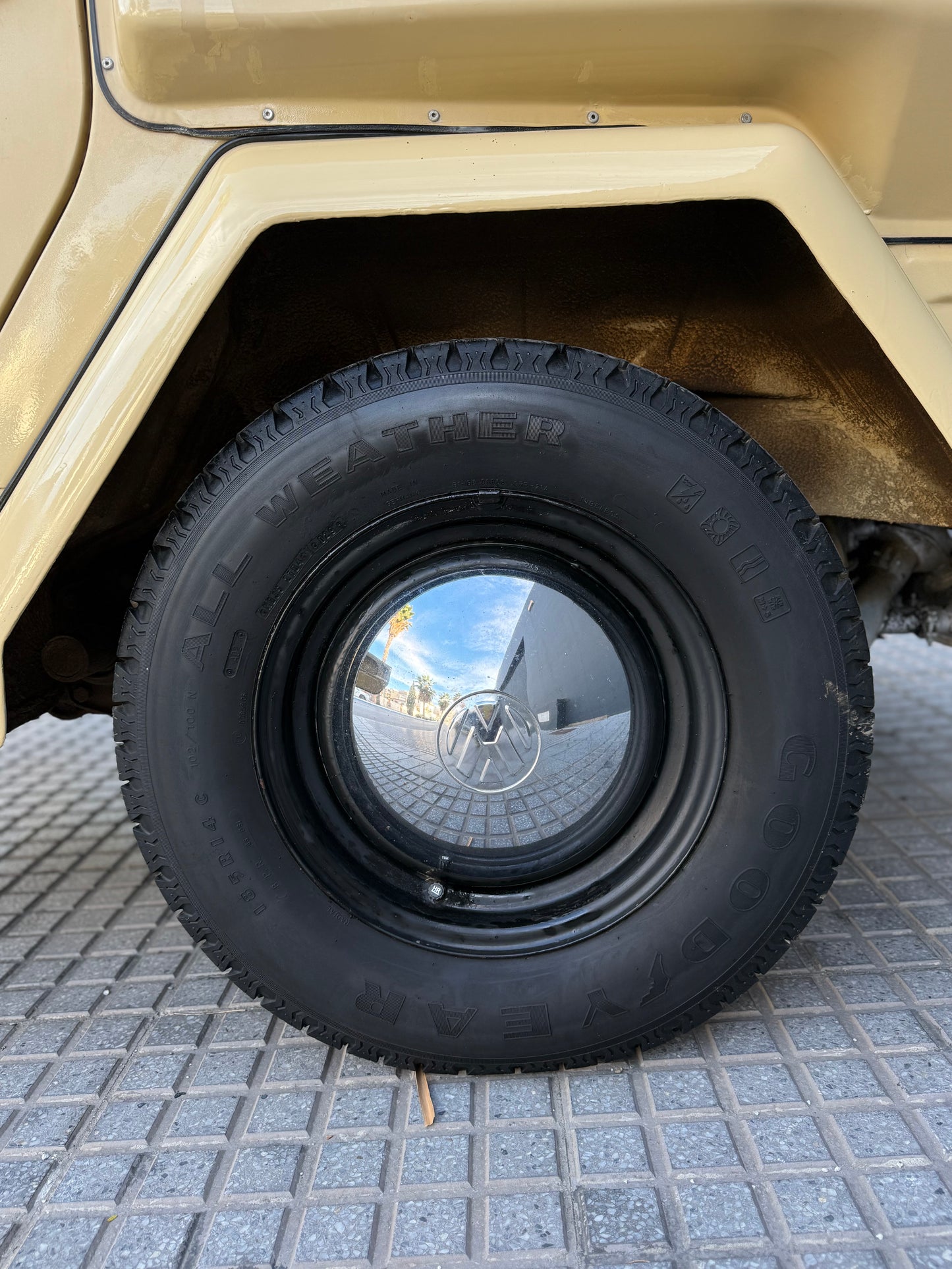 VOLKSWAGEN KUBELWAGEN