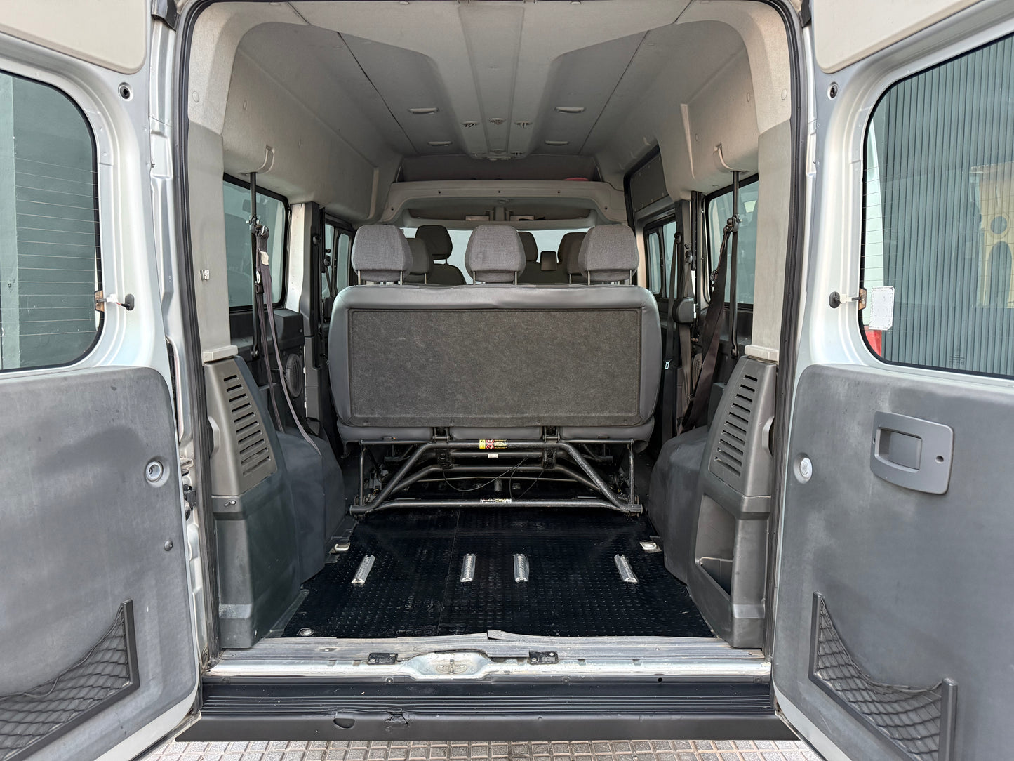 PEUGEOT BOXER 9 PLAZAS