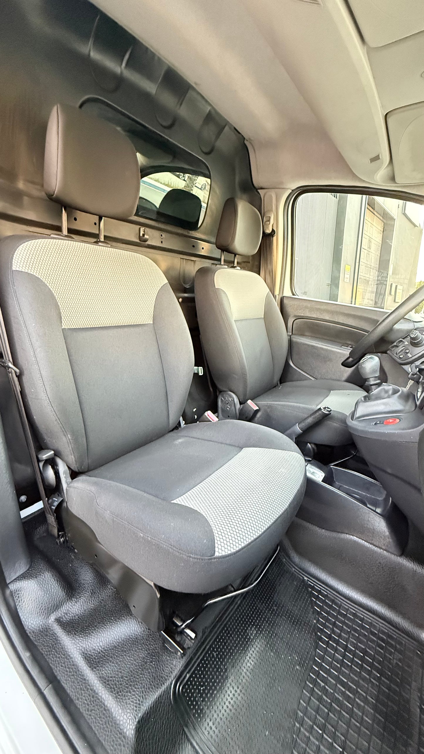 RENAULT KANGOO FURGON