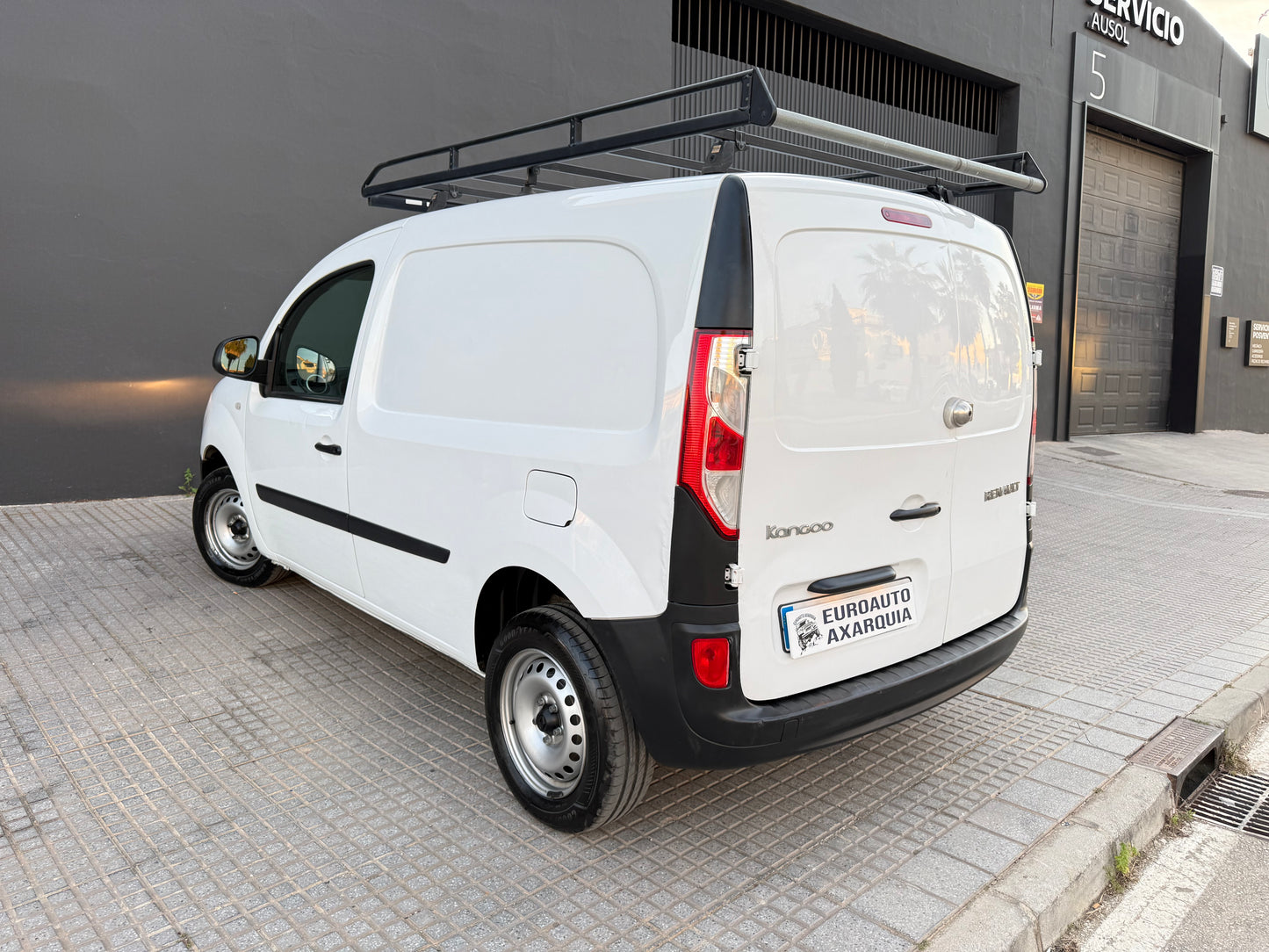 RENAULT KANGOO FURGON