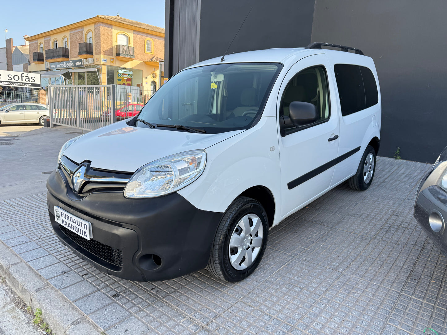 RENAULT KANGOO COMBI