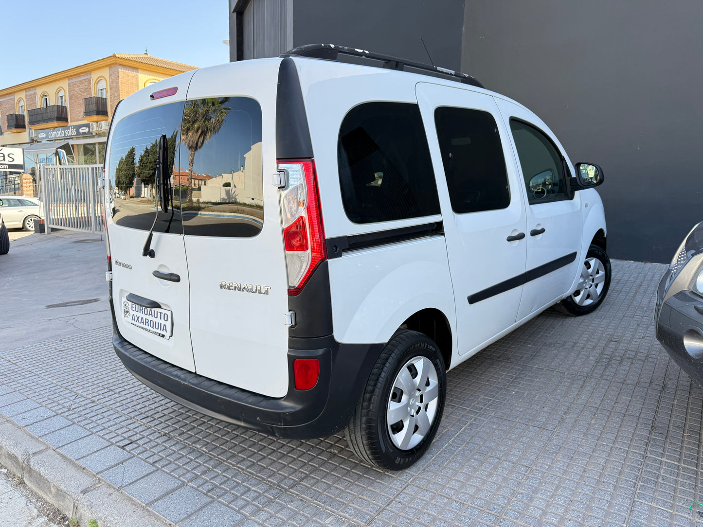 RENAULT KANGOO COMBI