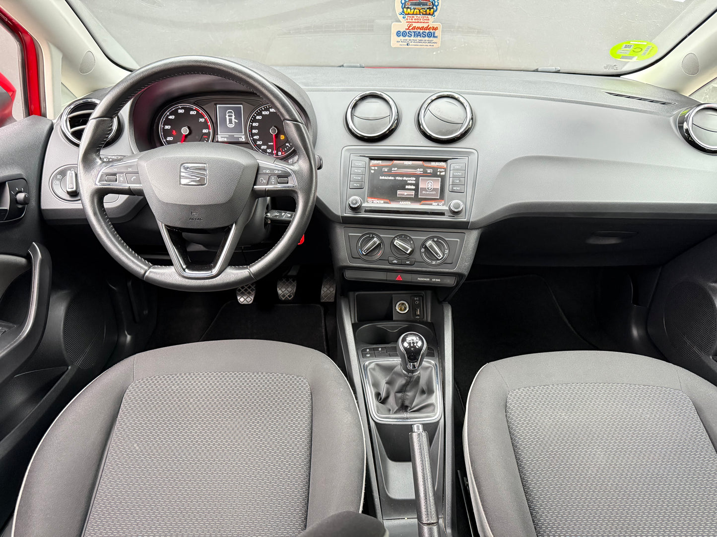 SEAT IBIZA