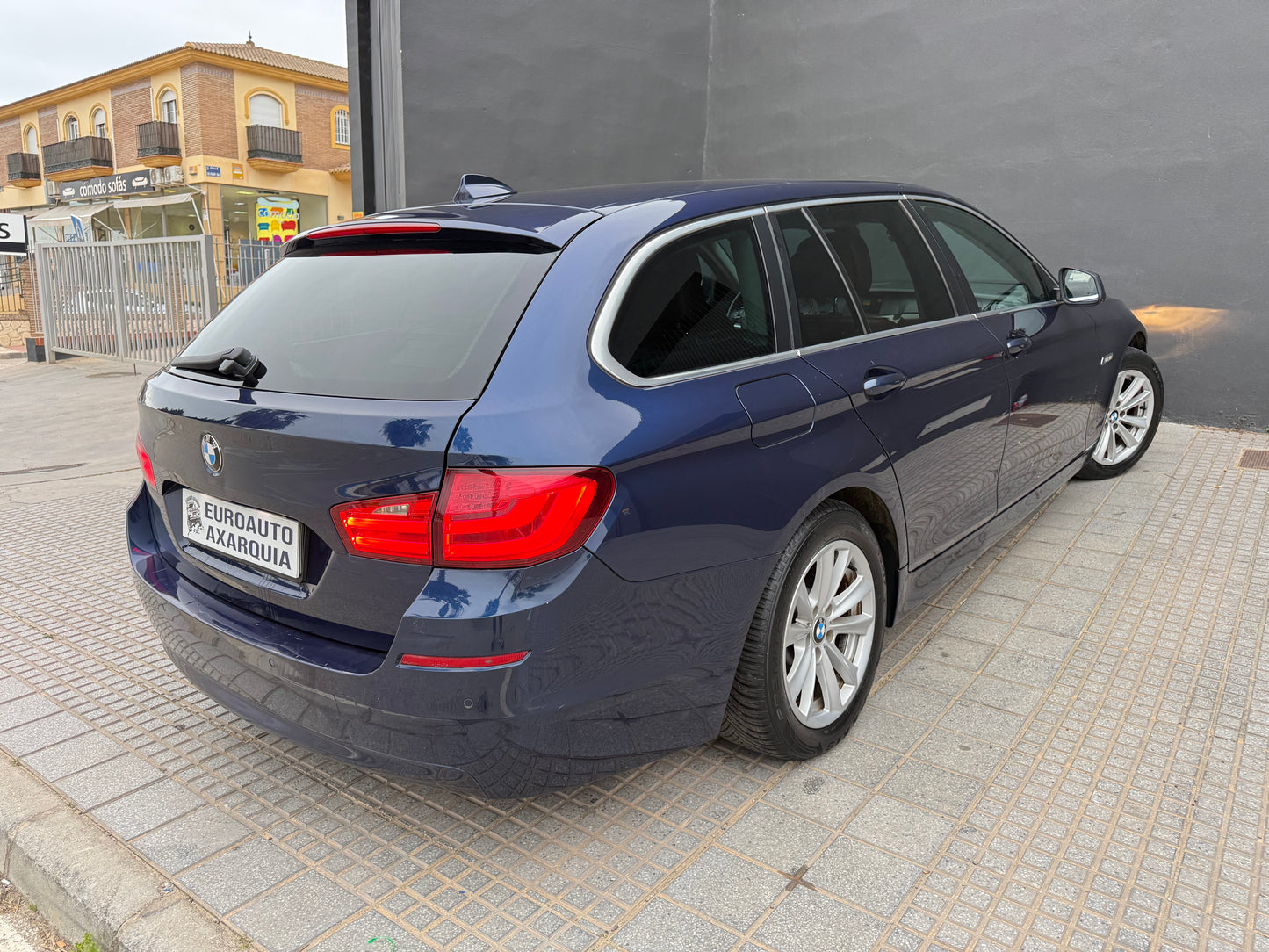 BMW 525D TOURING