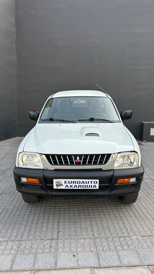 MITSUBISHI L200 PICK-UP