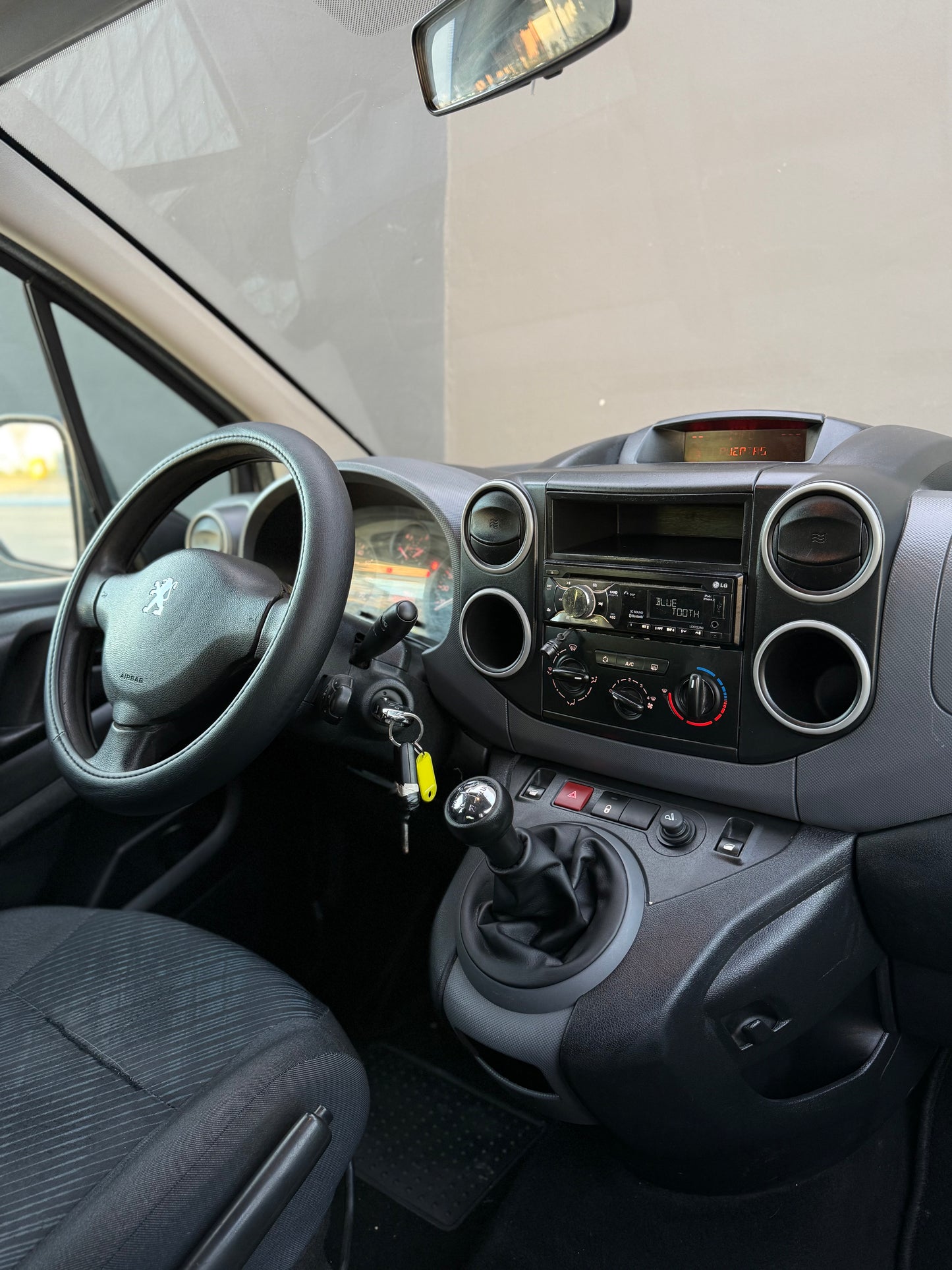 PEUGEOT PARTNER TEPEE