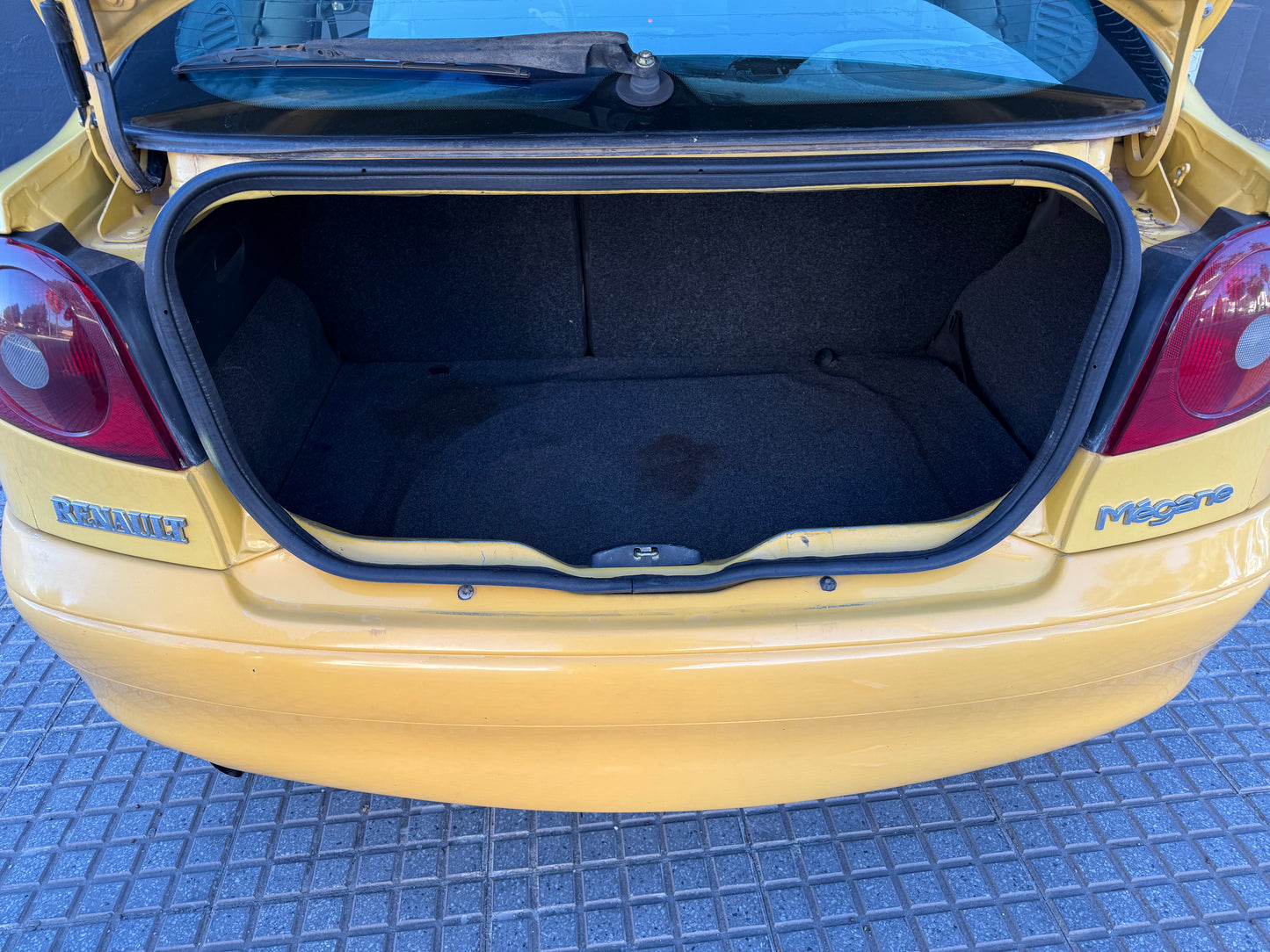 RENAULT MEGANE COUPE