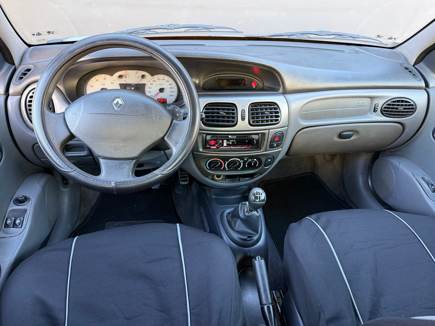 RENAULT MEGANE COUPE