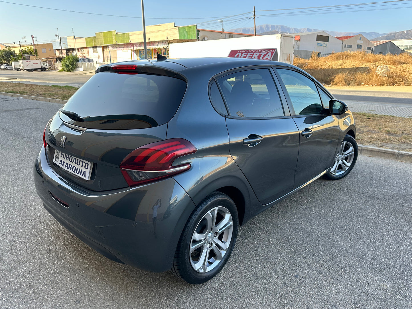 PEUGEOT 208 1.2 GASOLINA