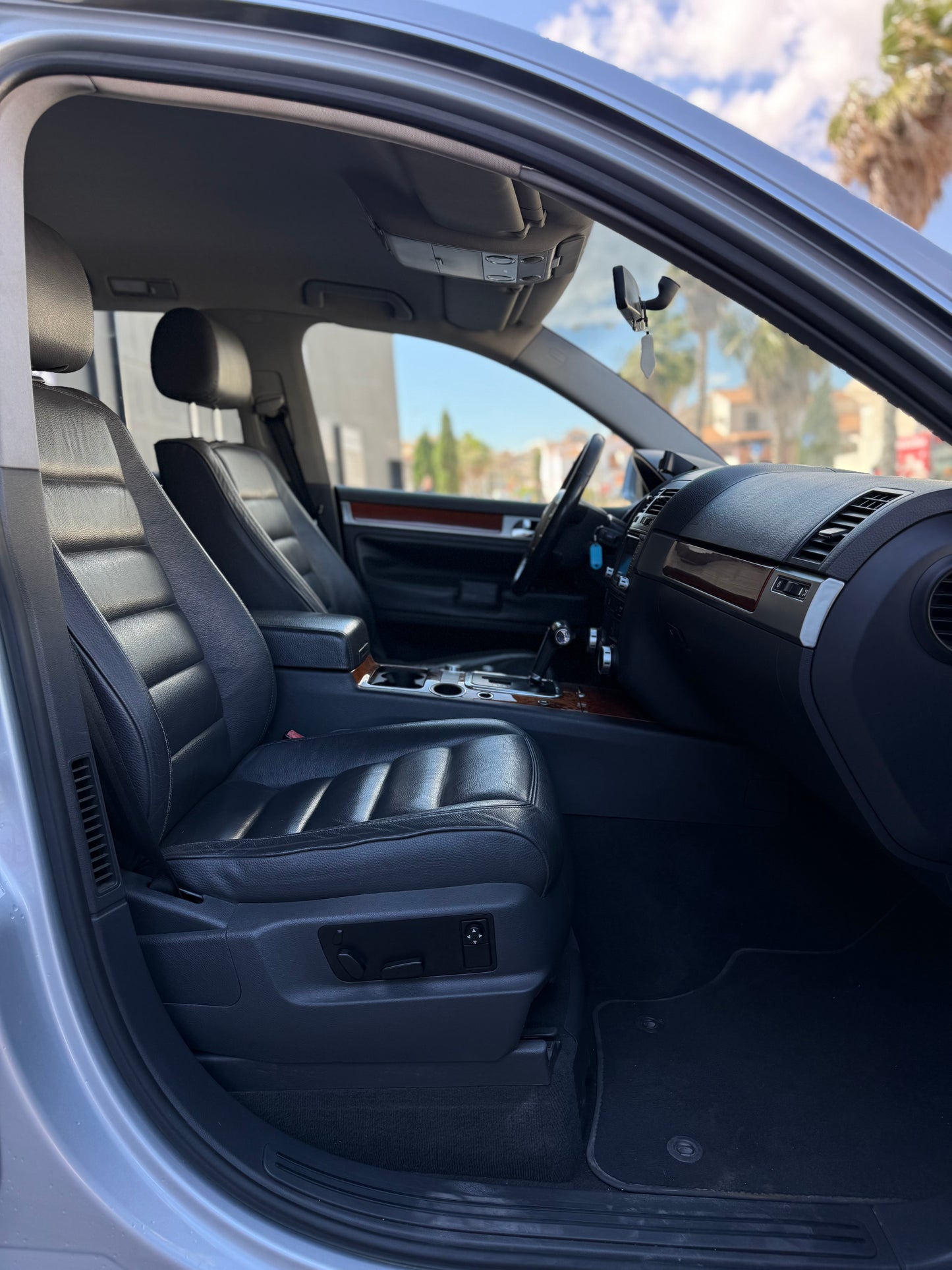VOLKSWAGEN TOUAREG V6