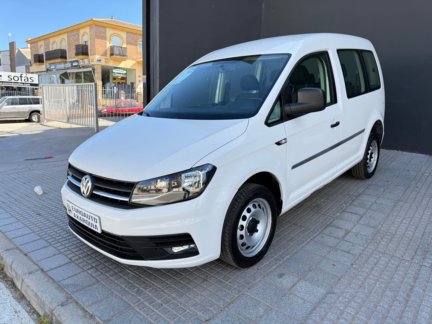VOLKSWAGEN CADDY 4MOTION