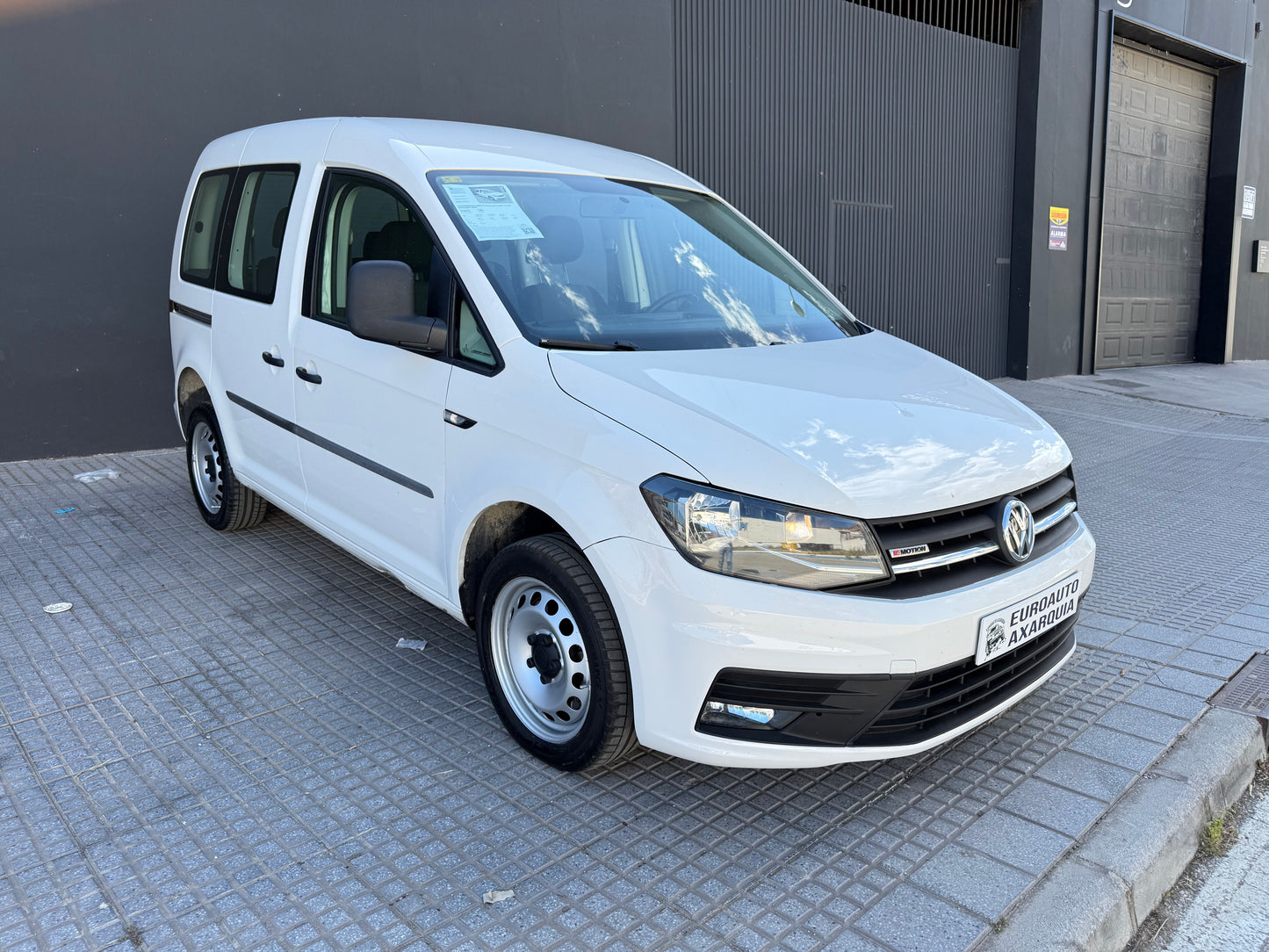 VOLKSWAGEN CADDY 4MOTION