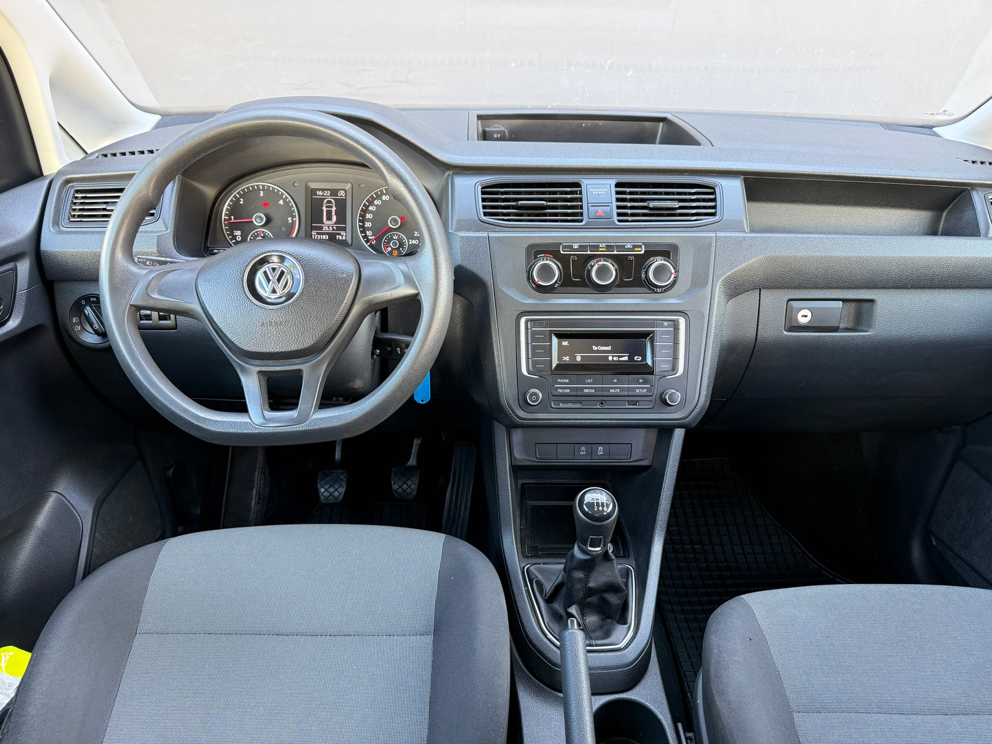 VOLKSWAGEN CADDY 4MOTION