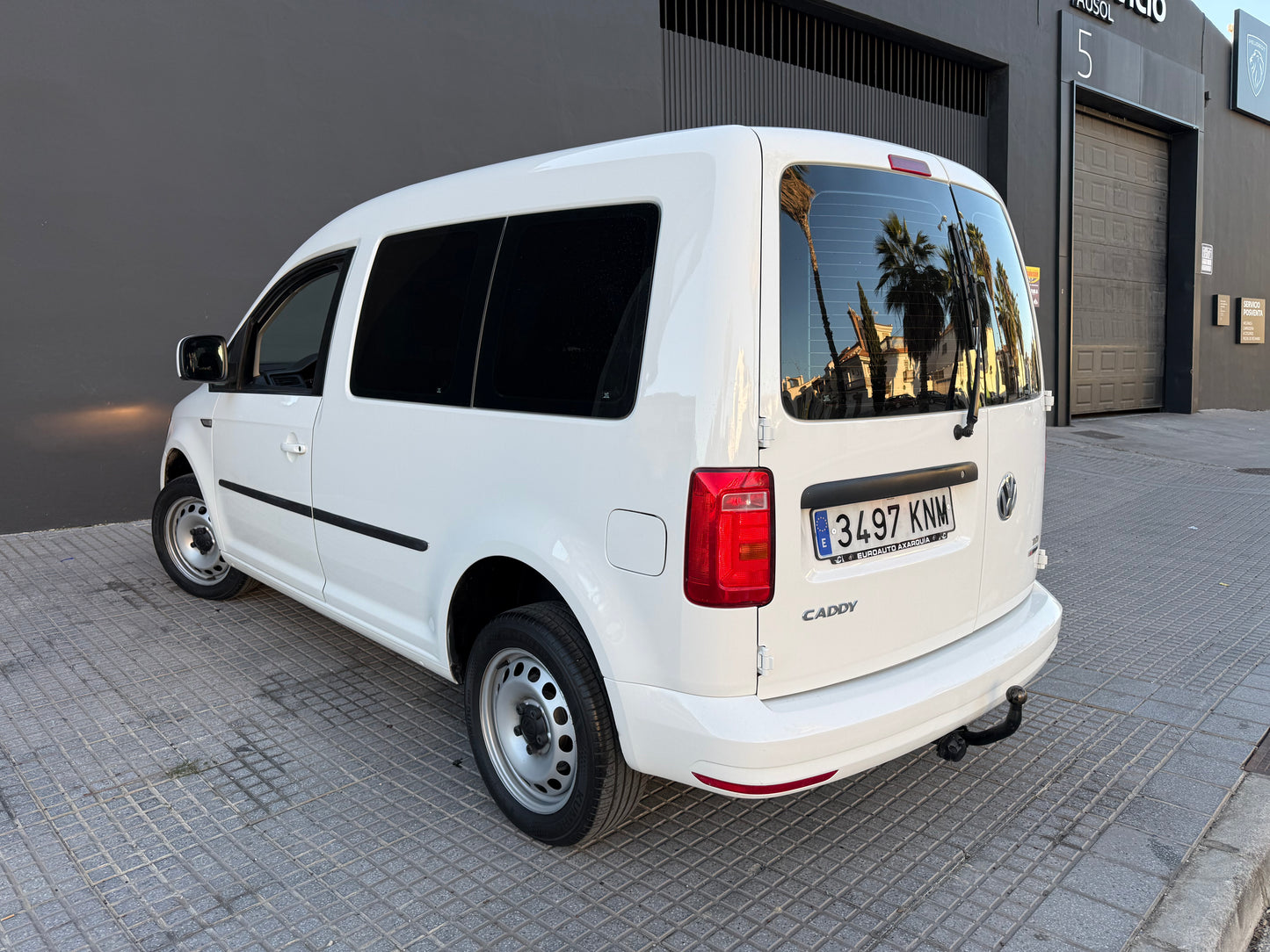 VOLKSWAGEN CADDY 4X4