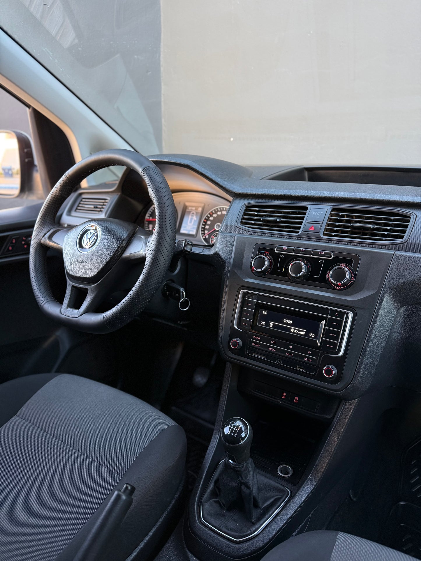 VOLKSWAGEN CADDY 4X4