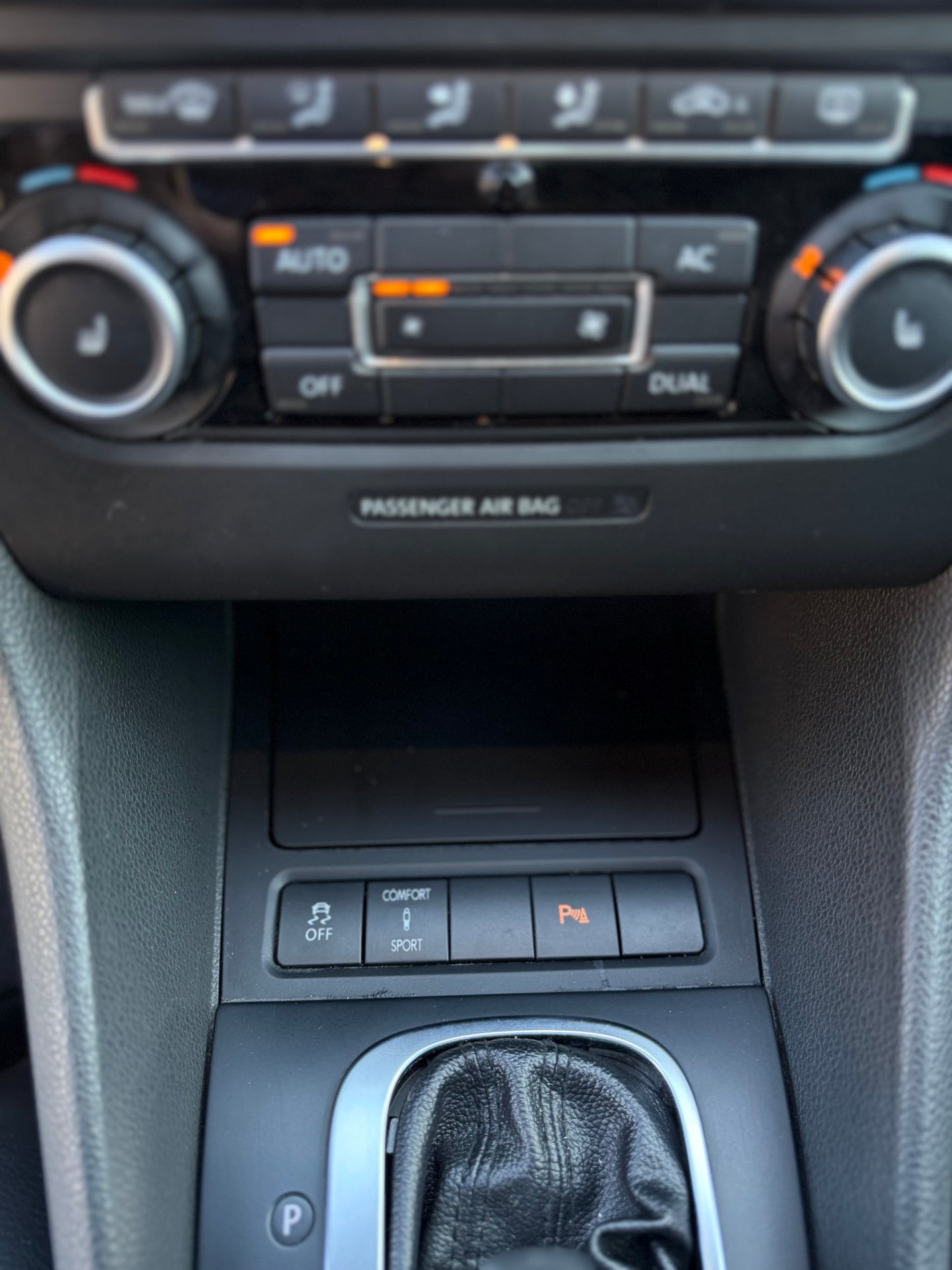 VOLKSWAGEN GOLF 6 R20 4MOTION
