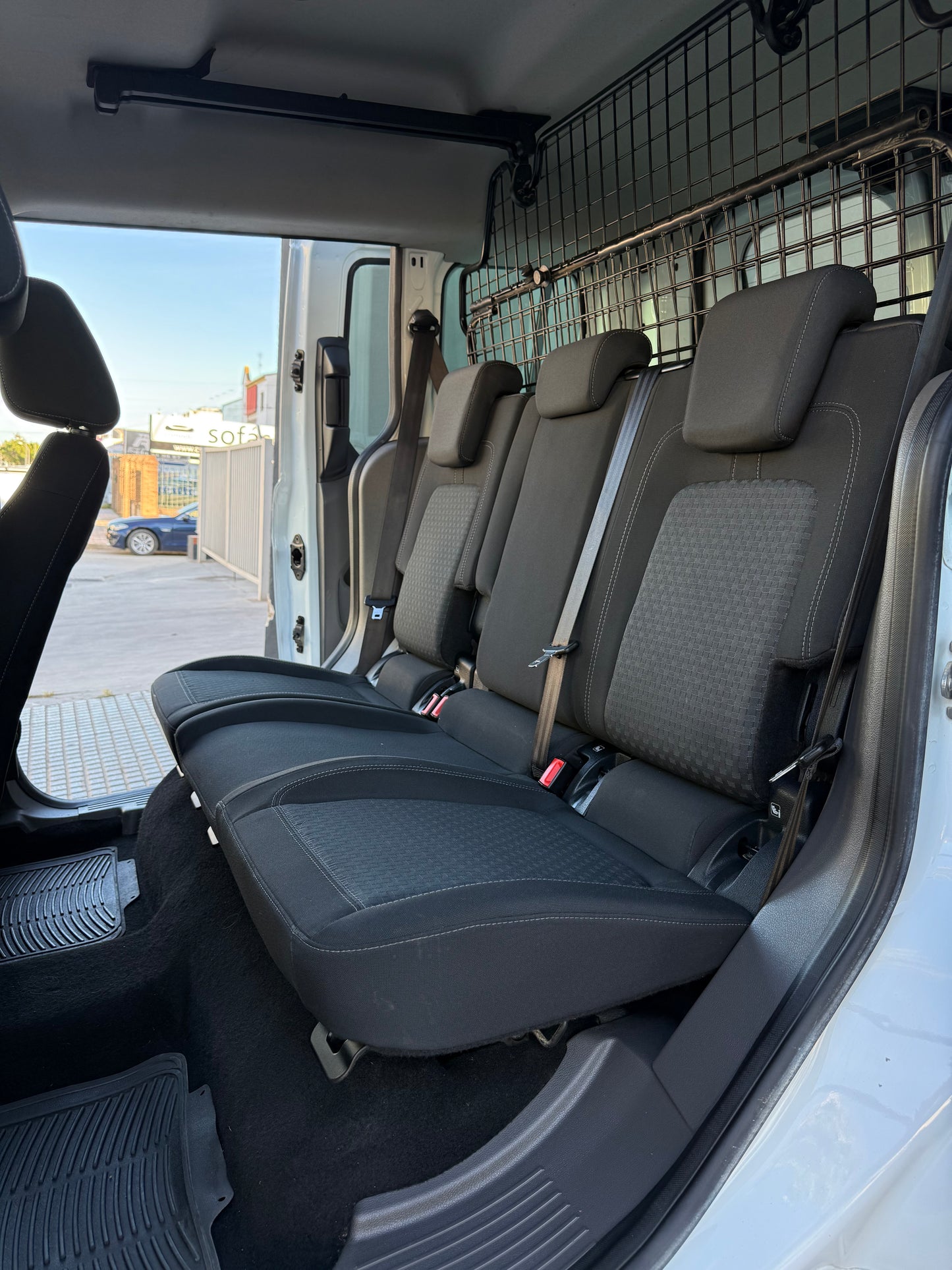 FORD TRANSIT CONNECT