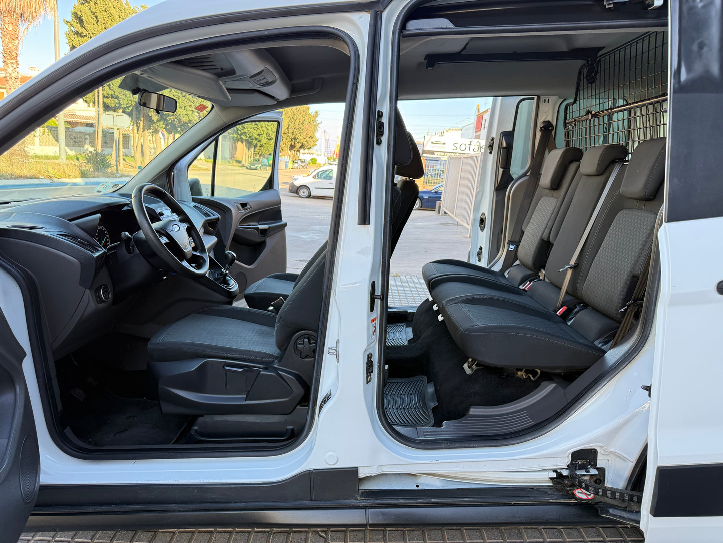 FORD TRANSIT CONNECT